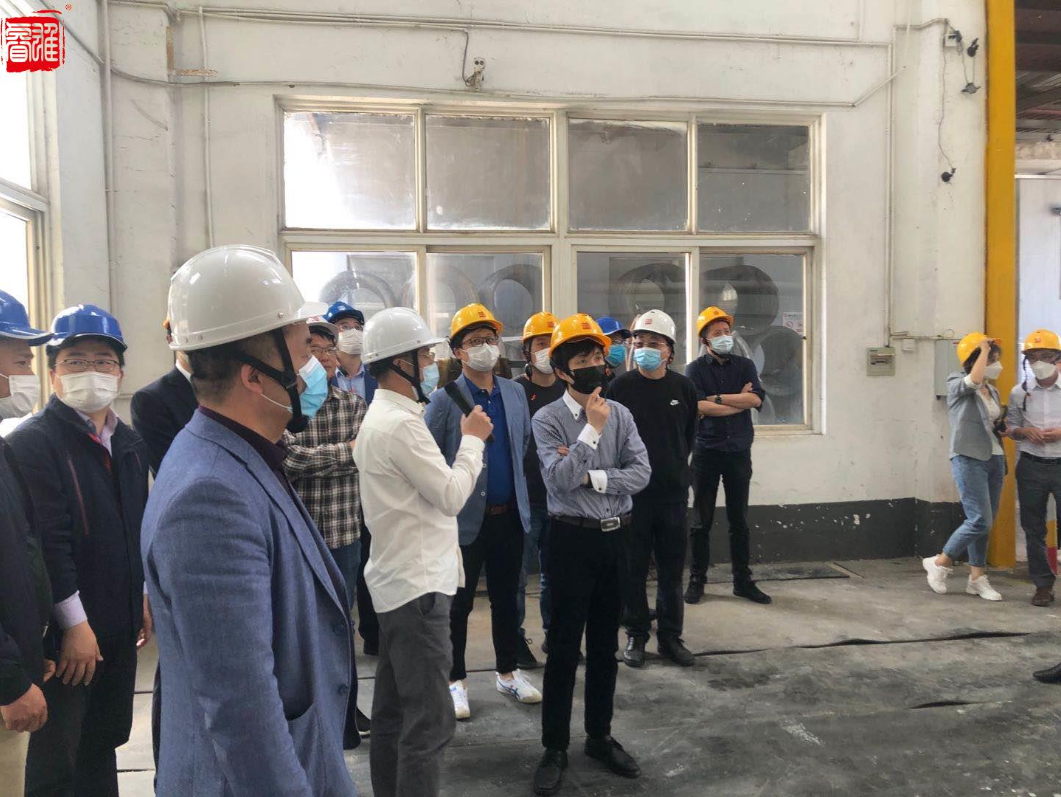 Ảnh nhóm trong nhà máy 3
